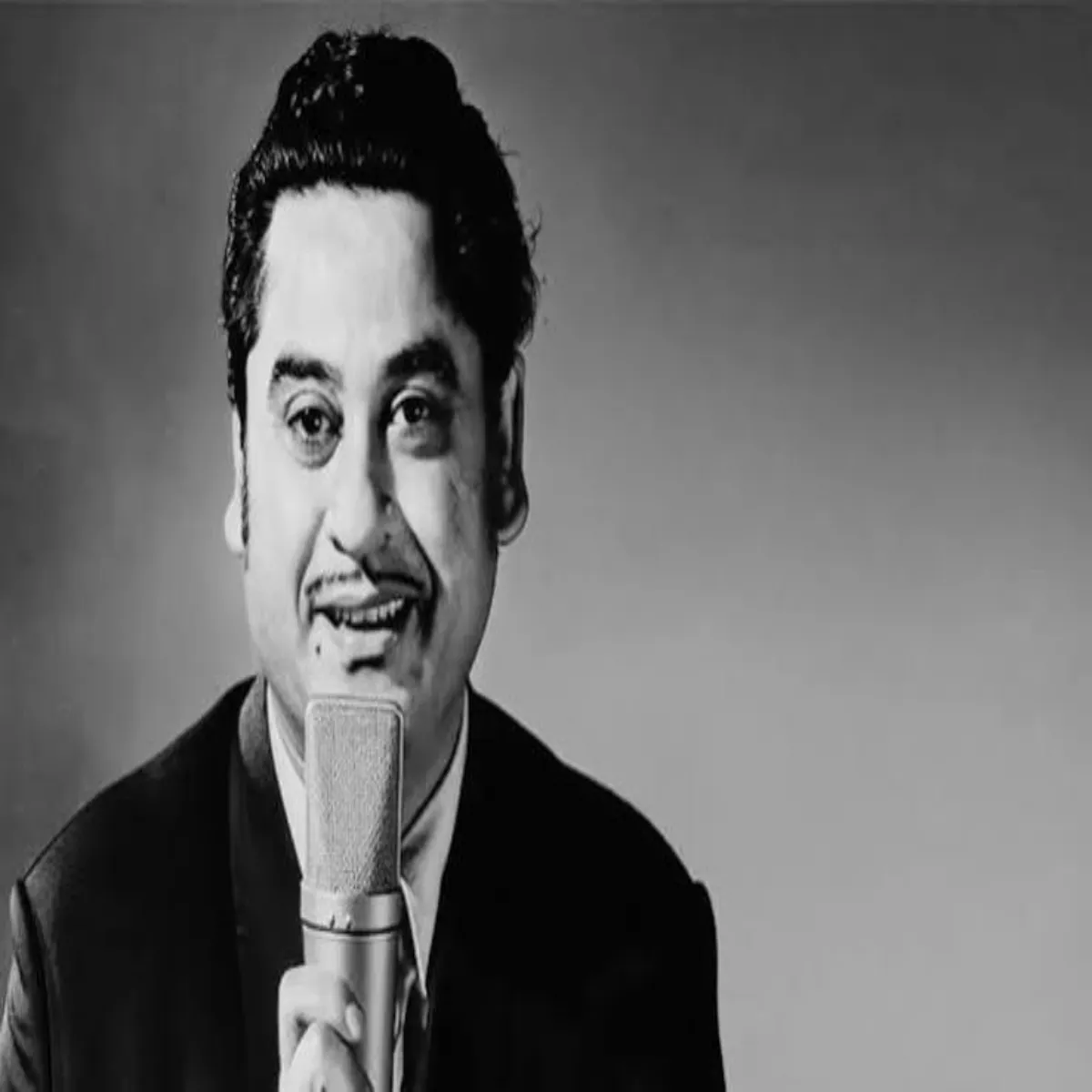 Bollywood Bollywood Asptal Bistr Suna Tha