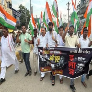 siwan student protest police firing violence