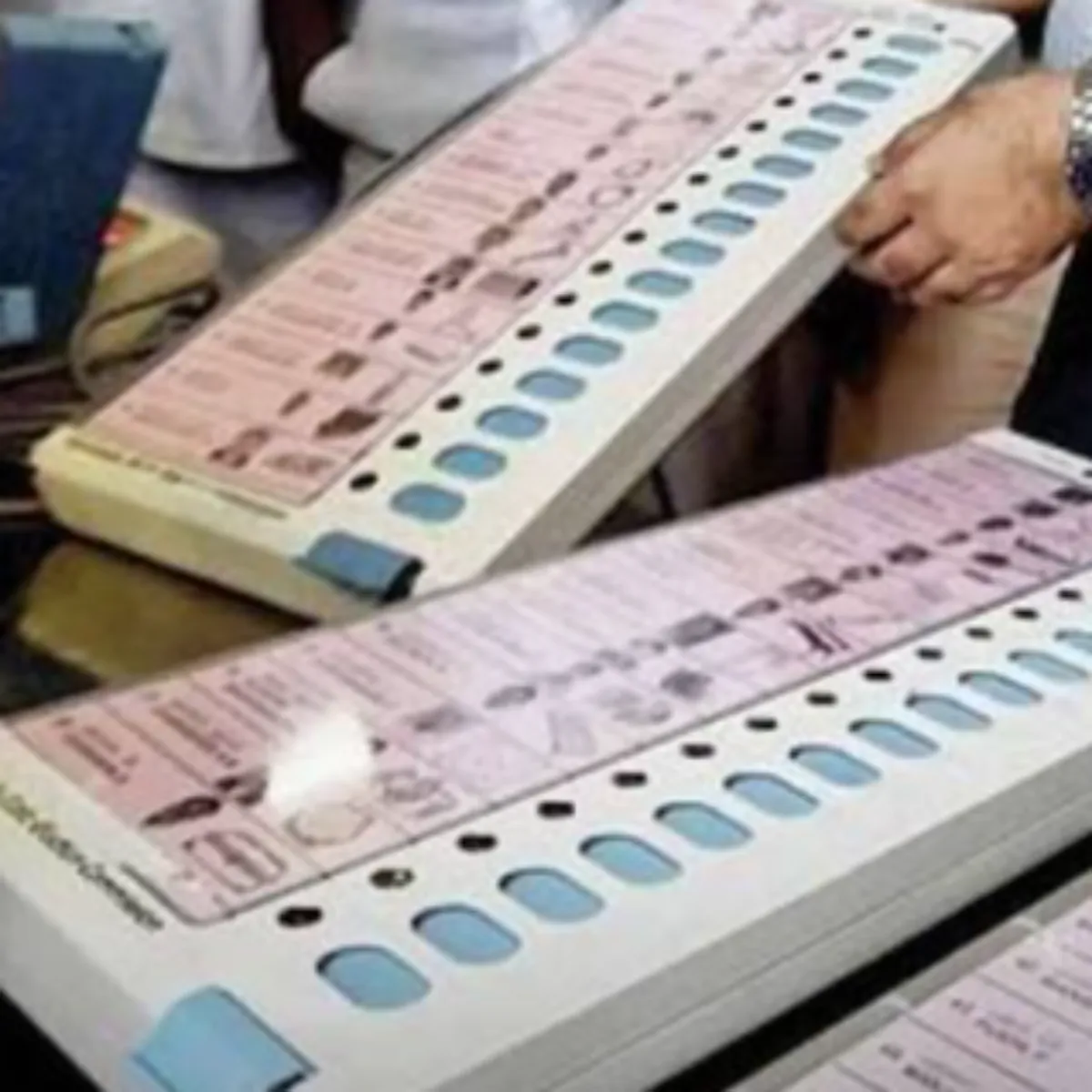 Electionnews Electionnews Murshidabad Vivad Tin Sansdon