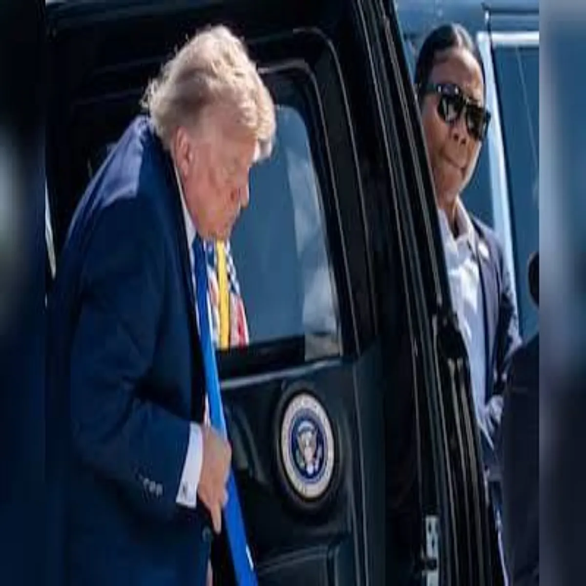 Trump Trump Kailiphorniya Men Phndrejing Karykrm